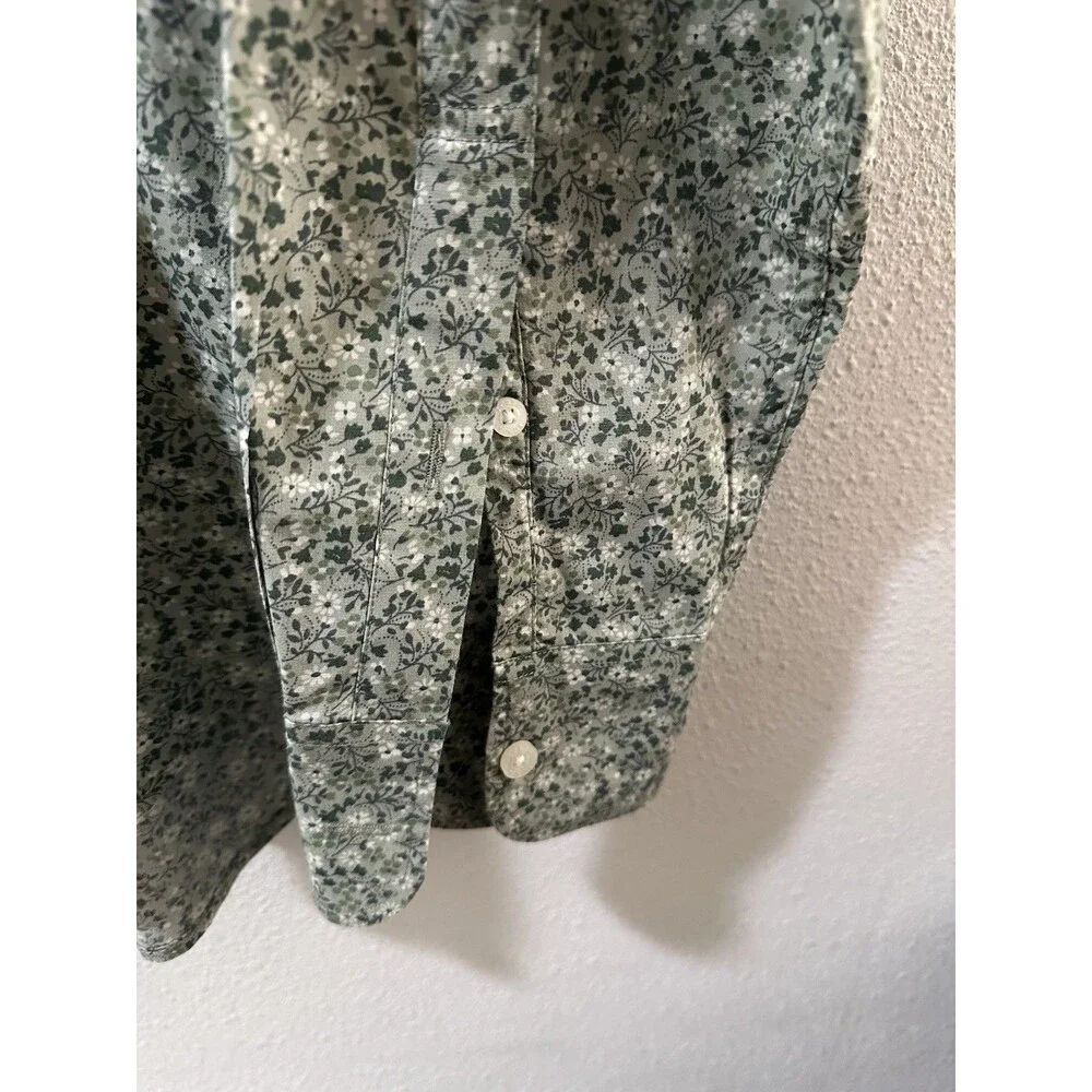 J Crew Flex Washed Floral Button Front Shirt Men Medium  Pale Green Long Sleeve